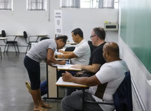 Abstenção cai e votos brancos e nulos recuam no 2º turno em Campinas