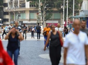 Sociedade civil apresenta propostas aos candidatos à Presidência